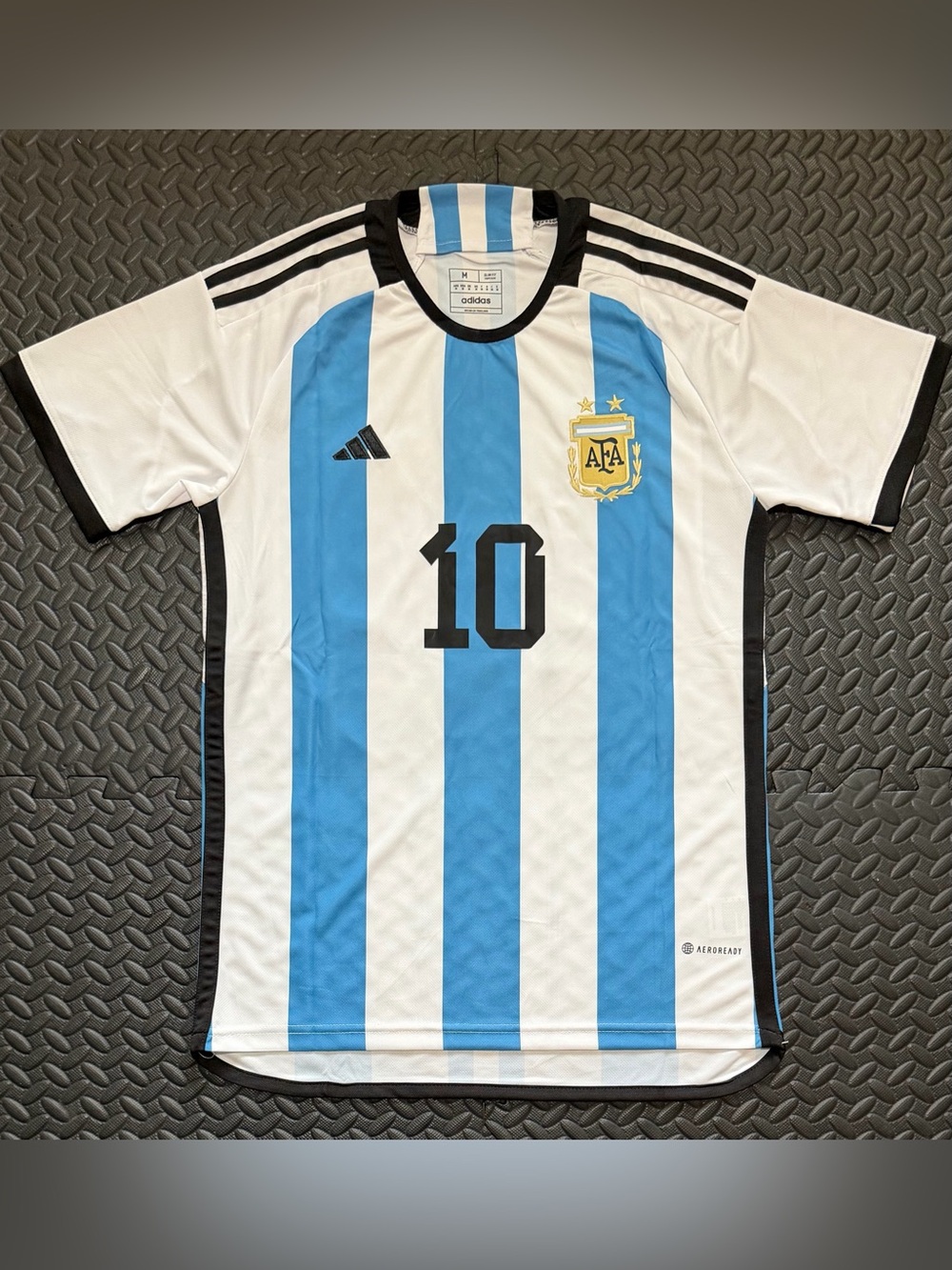 Lionel Messi Argentina Retro Jersey Worldcup 2022 #10 Vintage style (Runs Small)